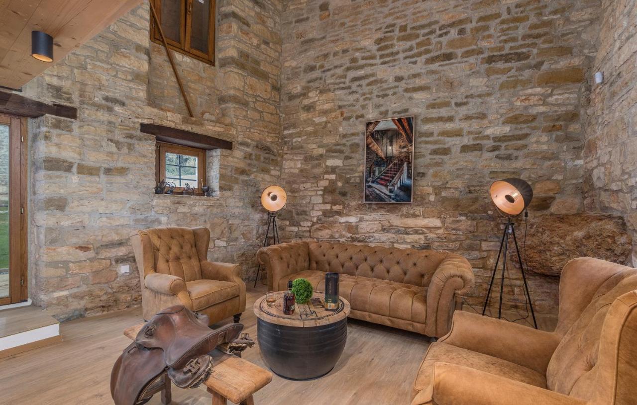 Villas Martincici With Large Pool Grožnjan المظهر الخارجي الصورة